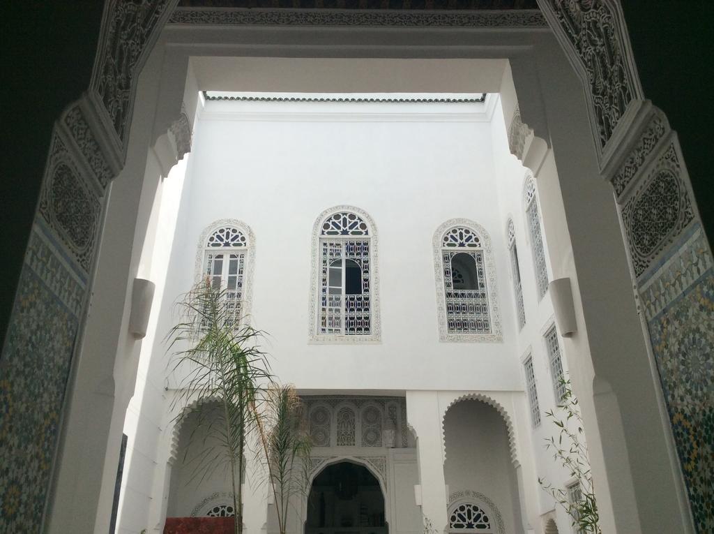 Riad Blanc De Фес Екстериор снимка