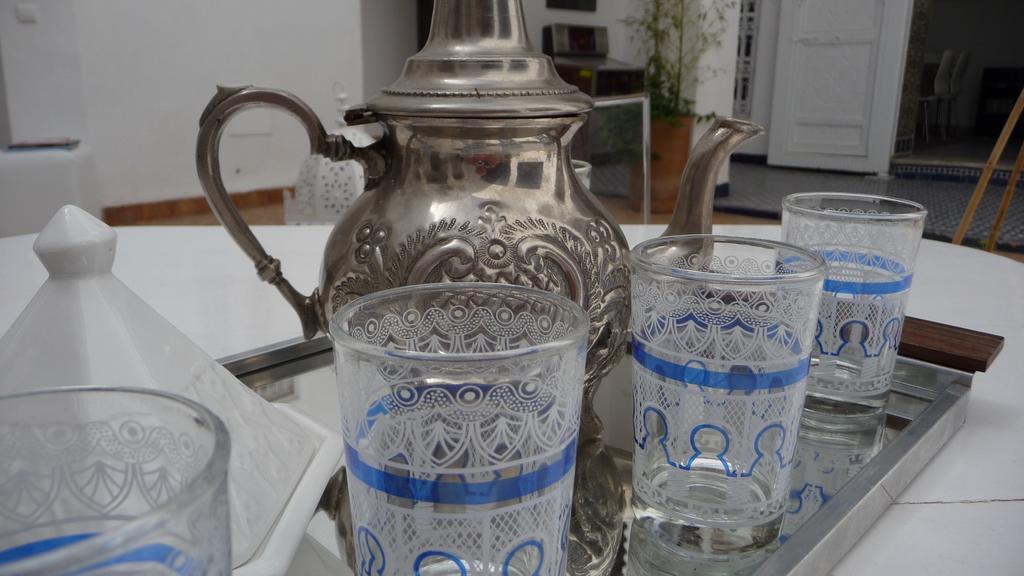 Riad Blanc De Фес Екстериор снимка