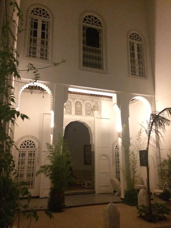 Riad Blanc De Фес Екстериор снимка