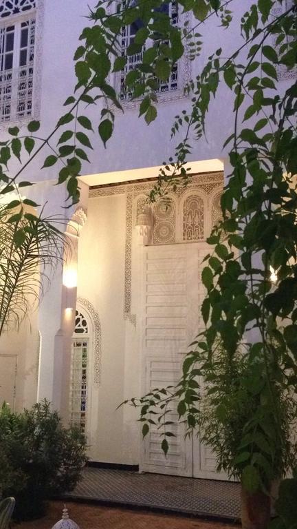 Riad Blanc De Фес Екстериор снимка