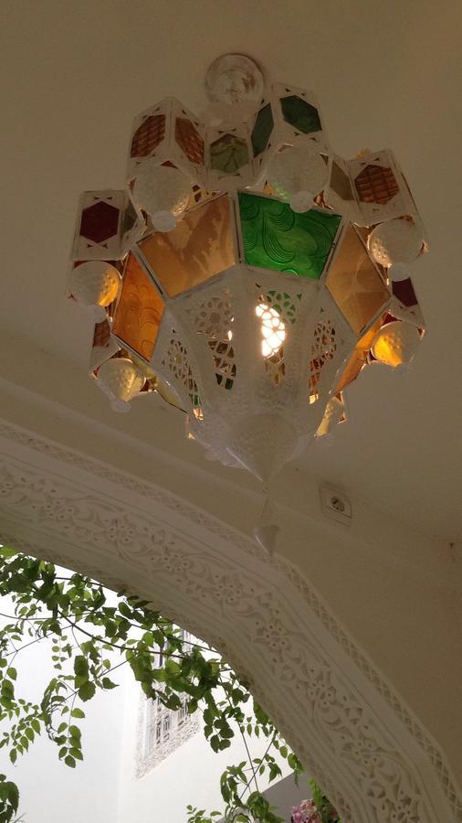 Riad Blanc De Фес Екстериор снимка